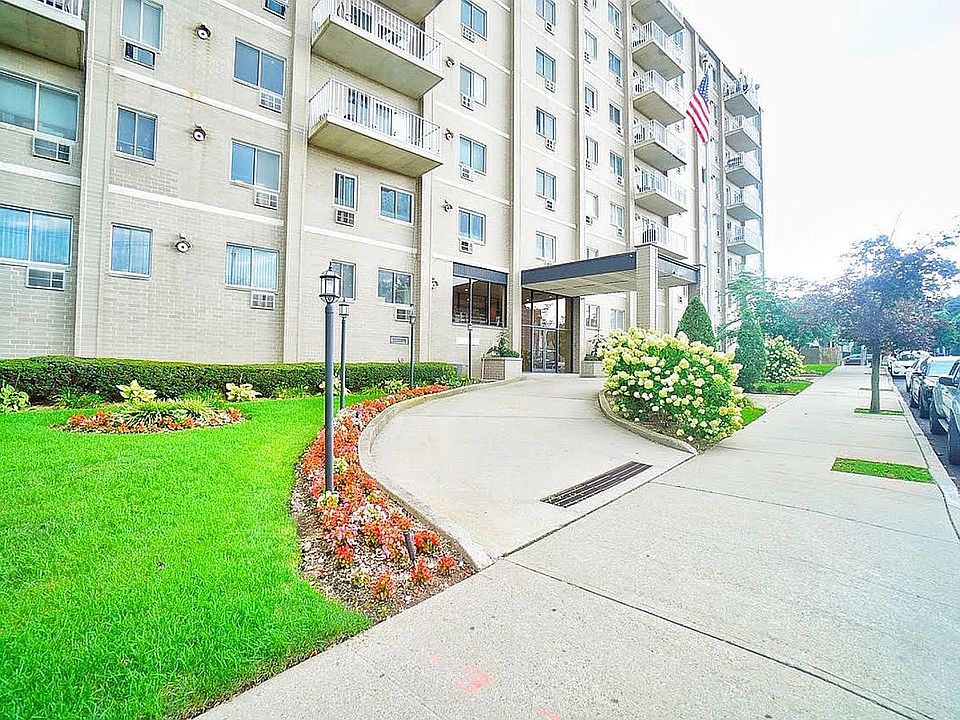 1st image of 6 New Ln APT 2H