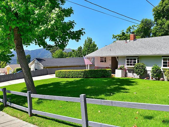 3rd image of 5043 Carolyn Way