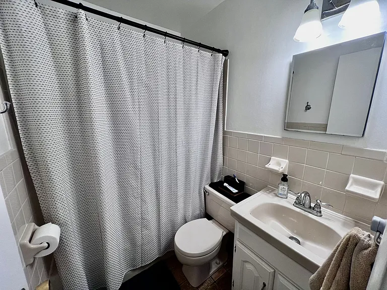 1114 Woodland Terrace Dr — Photo 19