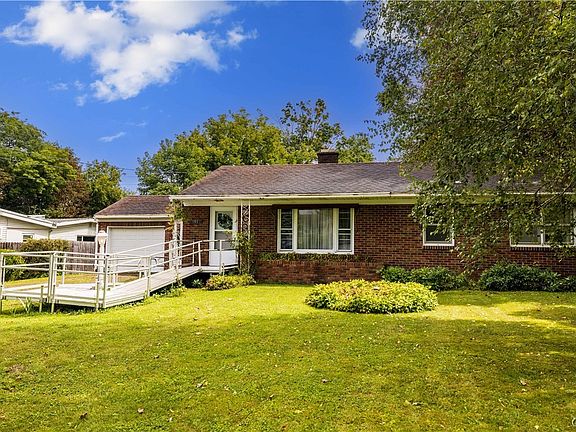 2nd image of 107 Mott Rd