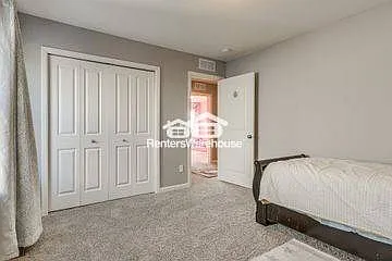 923 112th Ln NE — Photo 21