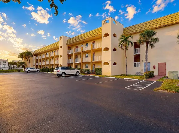 8500 Sunrise Lakes Blvd APT 201, Sunrise, FL 33322