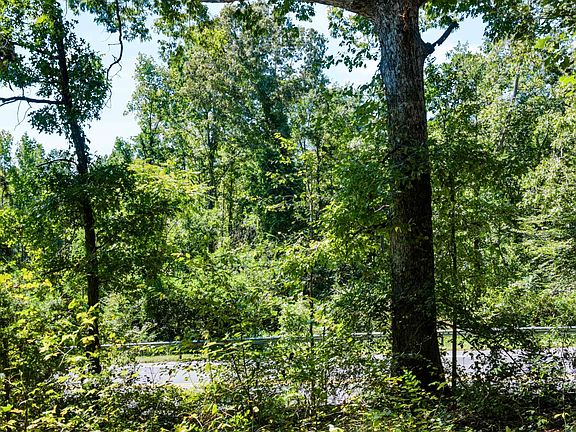 2nd image of 2861 Whitestone Glendale Rd Lot E