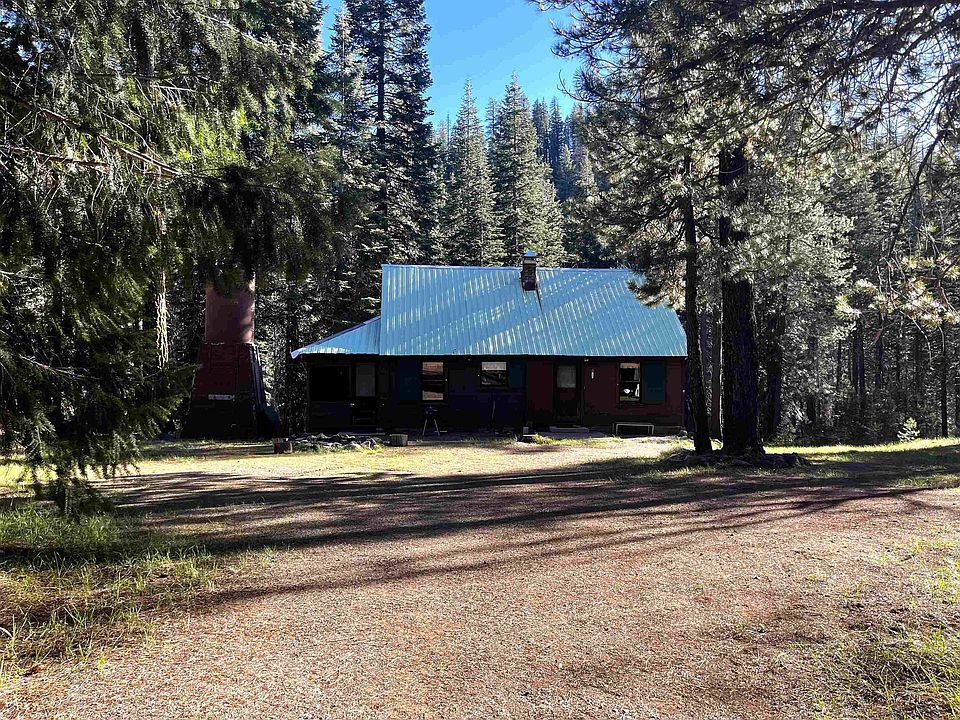 1st image of 9 Feather River Dr