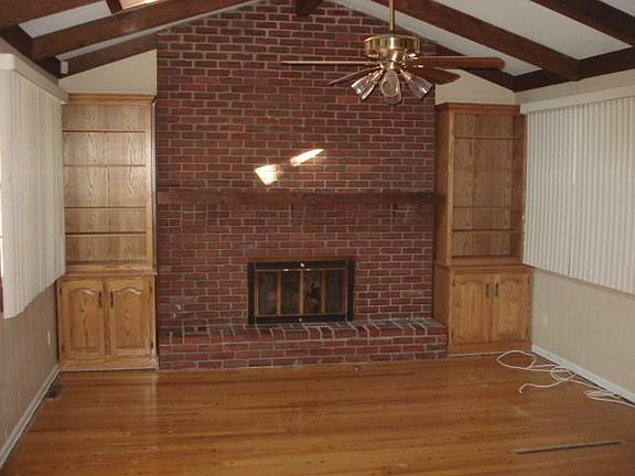 5th image of 4312 Cromwell Dr