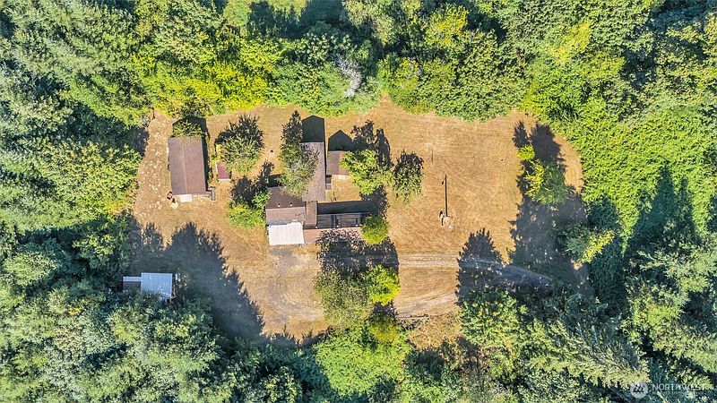 5th image of 405 ITALIAN CREEK Road