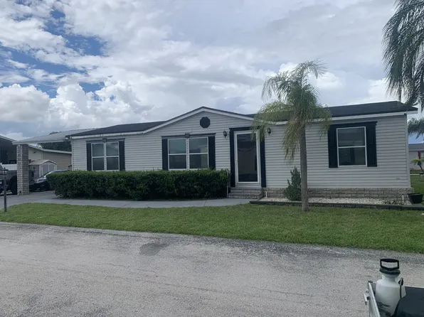 528 Key Biscayne Ave #137, Davenport, FL 33897