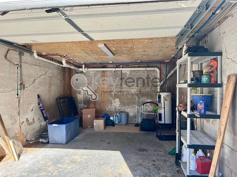 705 Barton Ave — Photo 16
