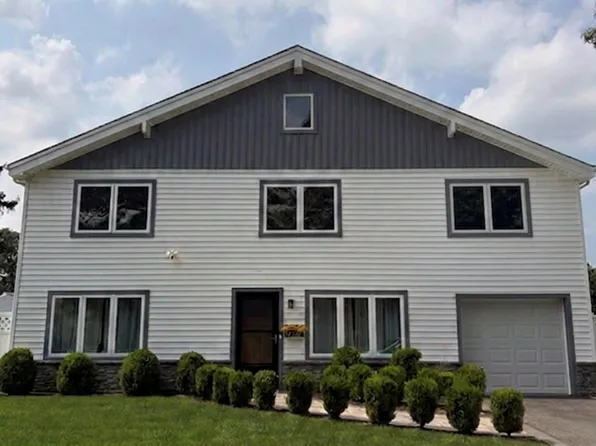 1726 Lehigh Road, Wantagh, NY 11793