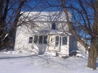 203 2nd Ave SE, Grand Meadow, MN 55936