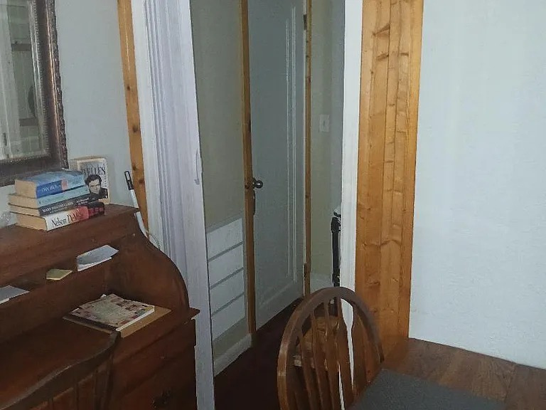 619 Glenview Blvd #201 — Photo 14