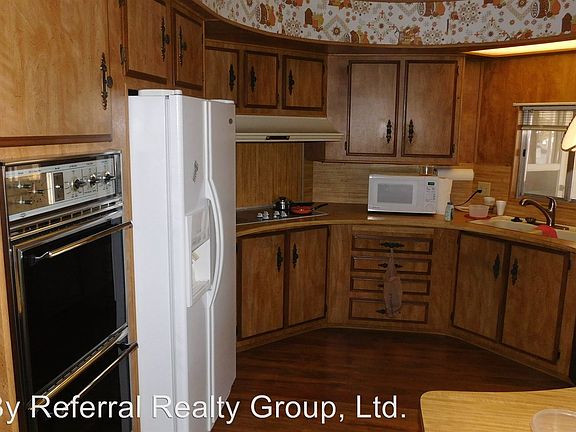 3rd image of 9103 E Olive Ln S