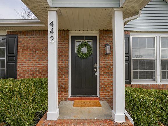 2nd image of 442 Newman Dr