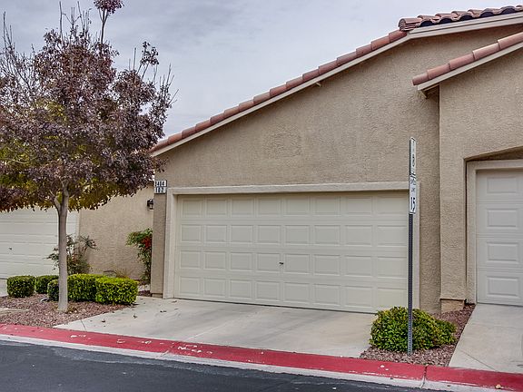 4th image of 3404 Wexford Ln Unit 102