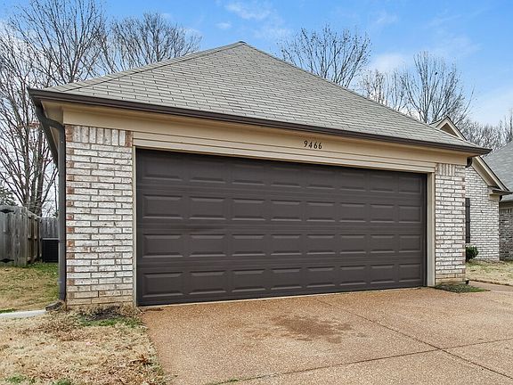 3rd image of 9466 Eckley Pl