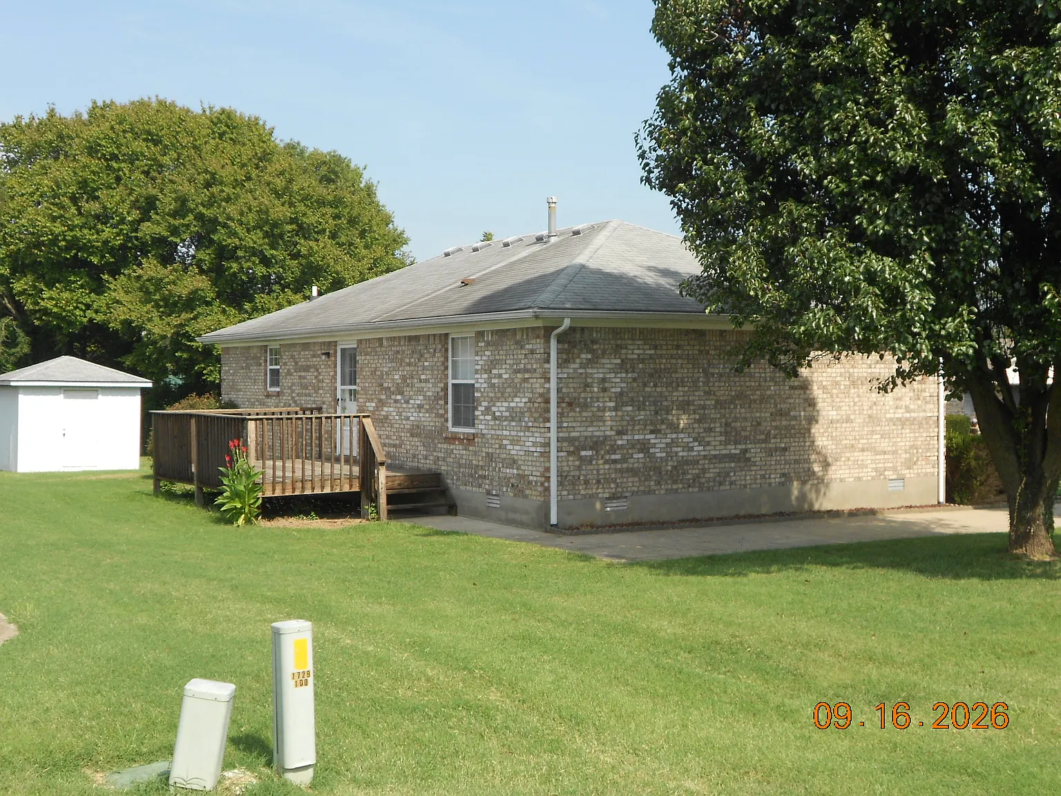 3 bed, 1215 sqft, $1,650 — Photo 2