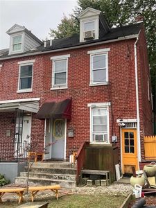650 Pine St, Easton, PA, 18042