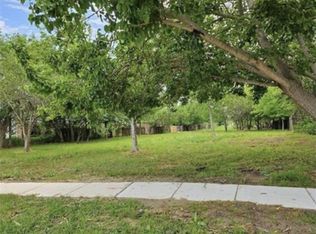 6850 E Coronet Ct, New Orleans, LA 70126
