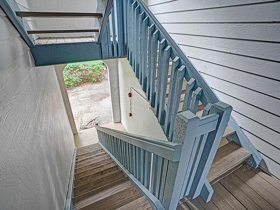 3rd image of 2301 N Congress Avenue #27