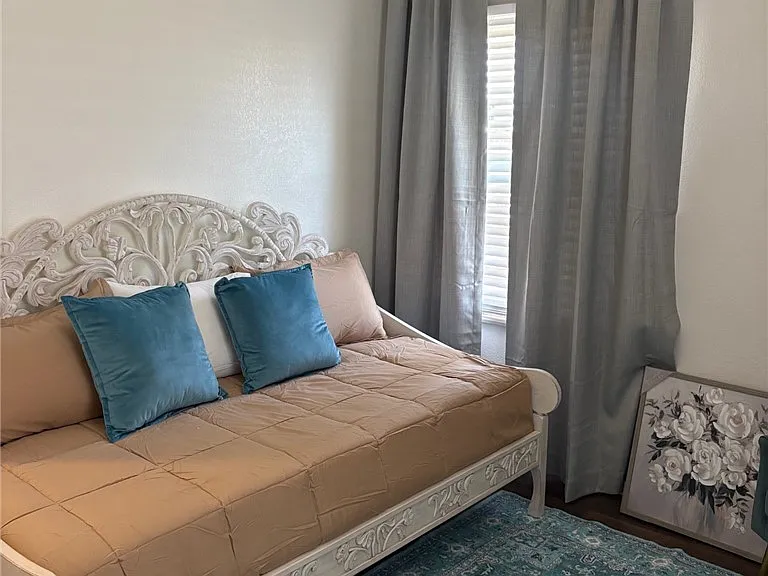 611 Bell Dr — Photo 13