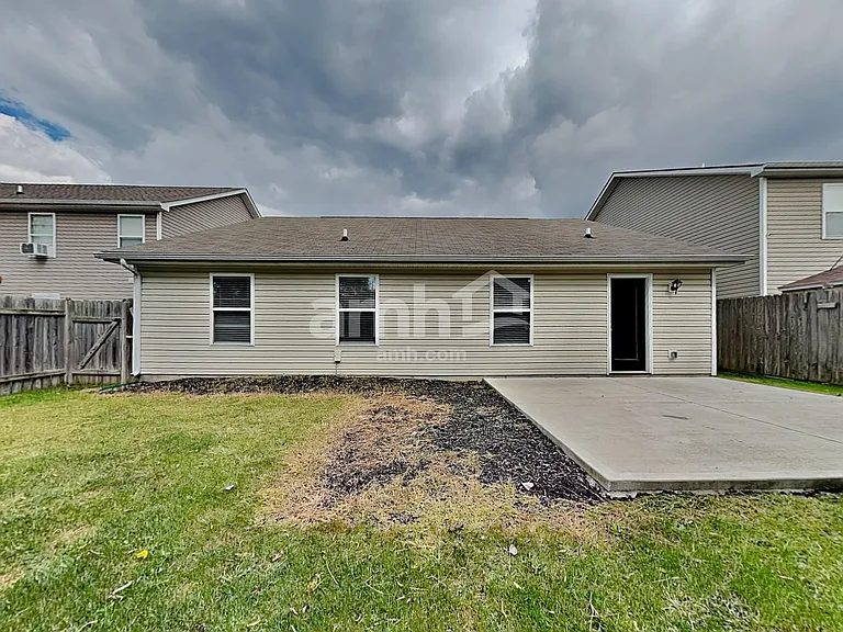 12483 Old Pond Rd — Photo 16