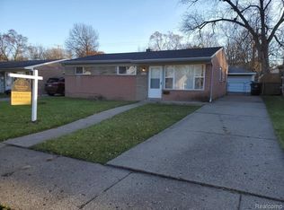 35101 Fairchild St, Westland, MI 48186