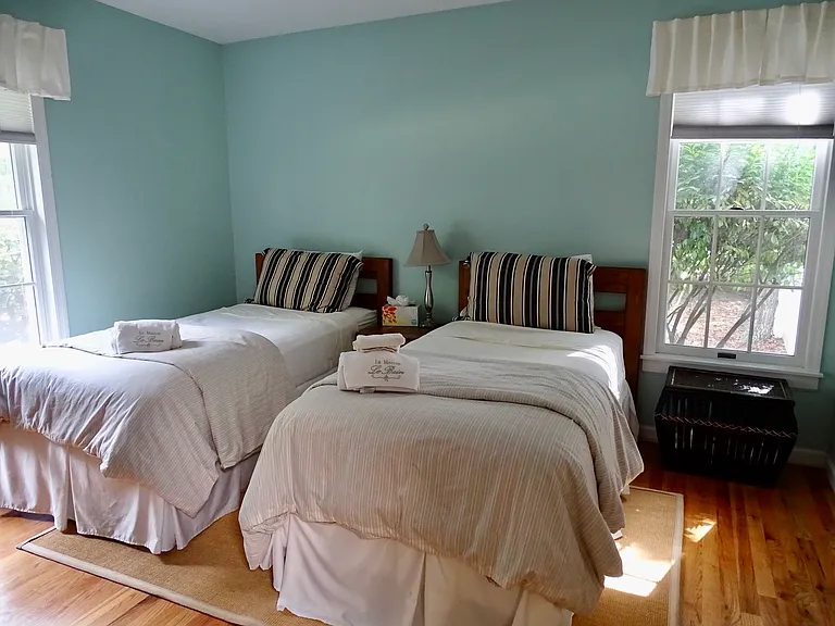 150 Talmage Farm Ln — Photo 12