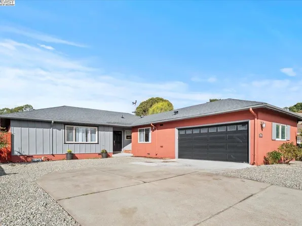 4432 Meadowbrook Dr, Richmond, CA 94803