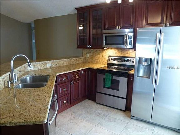 5th image of 6714 Leeward Isle Way
