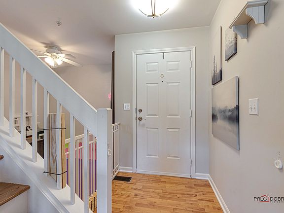 3rd image of 1356 Orleans Dr