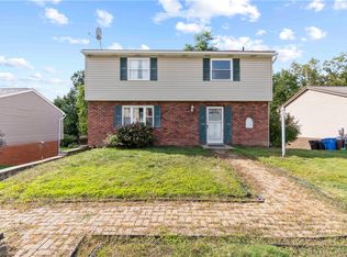 143 Macbeth Dr, Lower Burrell, PA 15068