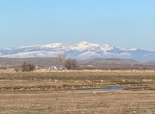 1691 S Crane Creek Rd, Midvale, ID 83645