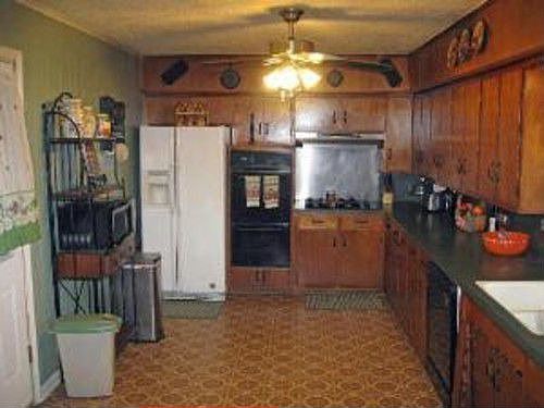 4th image of 1302 N Powell Pkwy