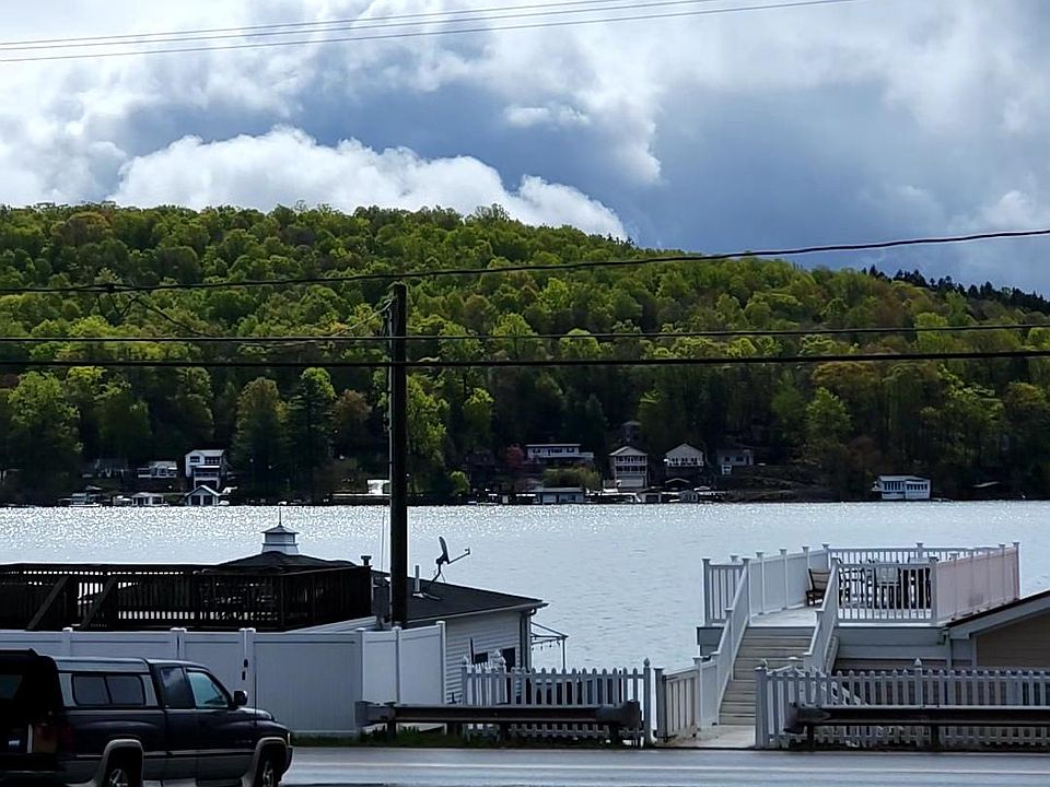 Lake view from parking lot