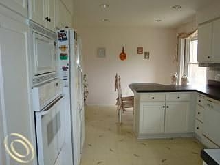 4th image of 25865 Chapelweigh Dr