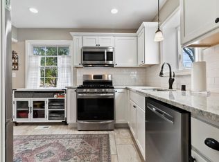 7122 W Bluemound Rd, Milwaukee, WI 53213