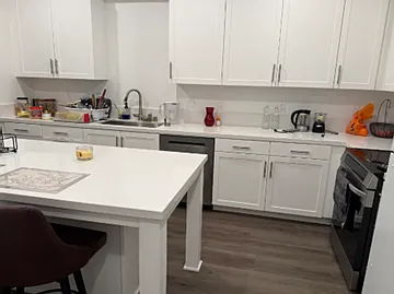 1 bed, 1500 sqft, $1,400 — Photo 3
