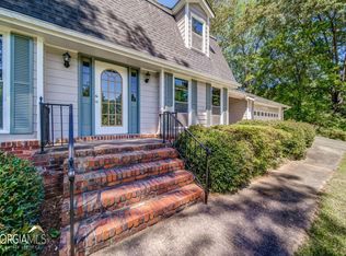 765 Hickory Ridge Rd SW, Lilburn, GA 30047