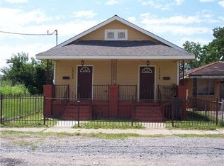 1322 Gordon St, New Orleans, LA 70117