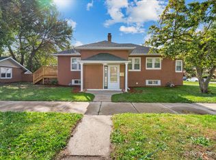 555 Memorial Dr, Calumet City, IL 60409