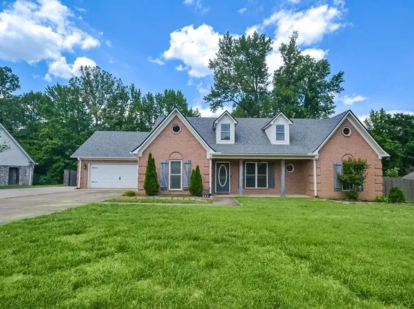 441 Tipton Lake Cir W, Millington, TN 38053