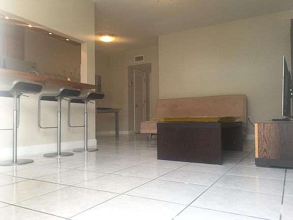 5th image of 358 Euclid Ave APT 12