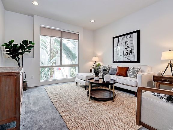 4th image of 12921 Mission Ave Unit 105