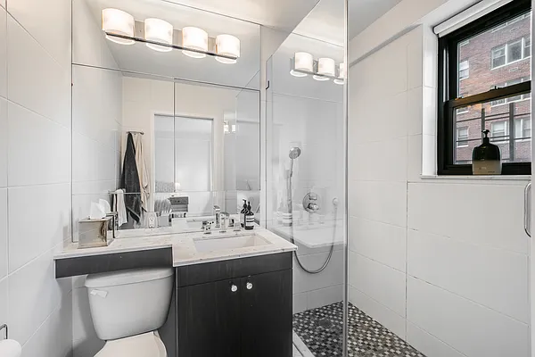 Sold by Keller Williams NYC | media 14