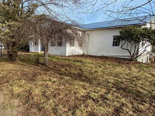 3050 Back Creek Valley Rd, Hedgesville, WV 25427