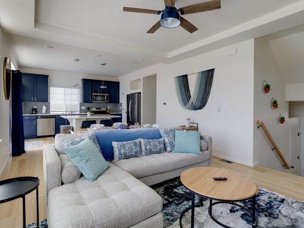 3910 N Quatar Ct