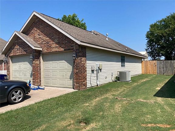 2nd image of 509 Maci Ct