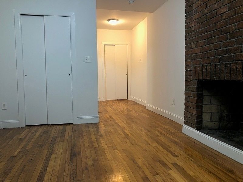2nd image of 227 E 11th St #3
