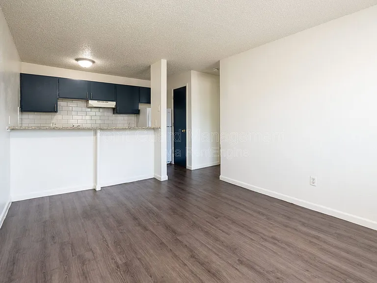 1226 S Longfellow St — Photo 8