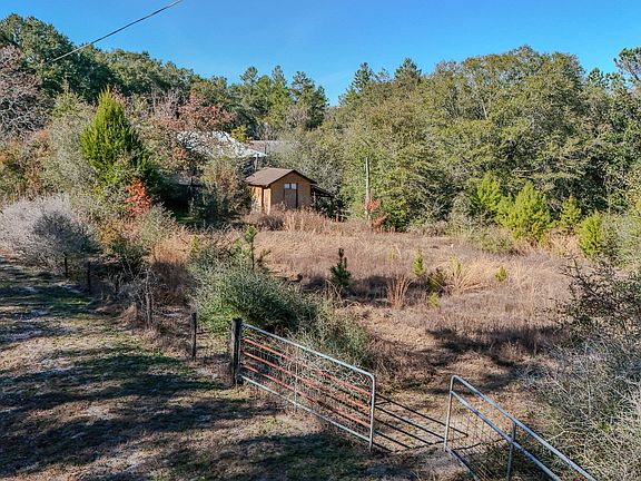 4th image of 73 Simpson Ct